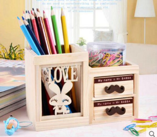Fashionable Wooden Pen Holder