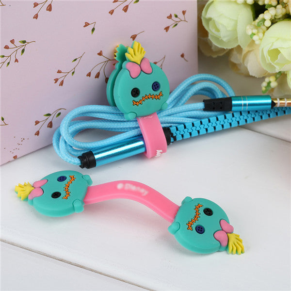 Animated Cable Organizer