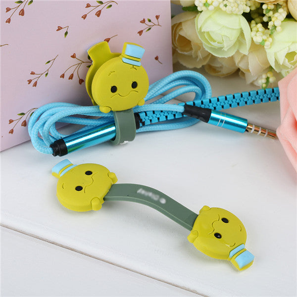 Animated Cable Organizer