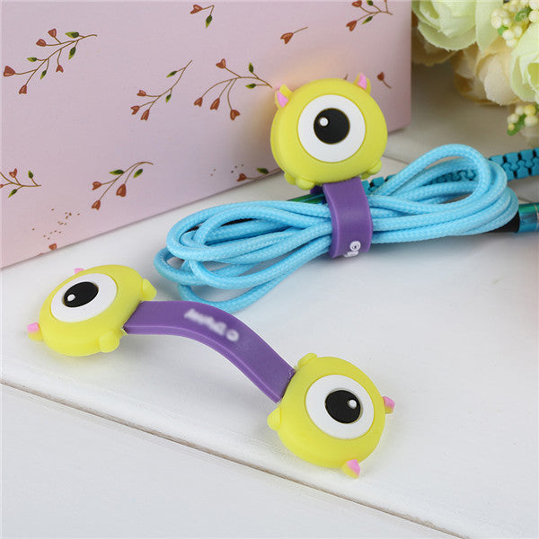 Animated Cable Organizer